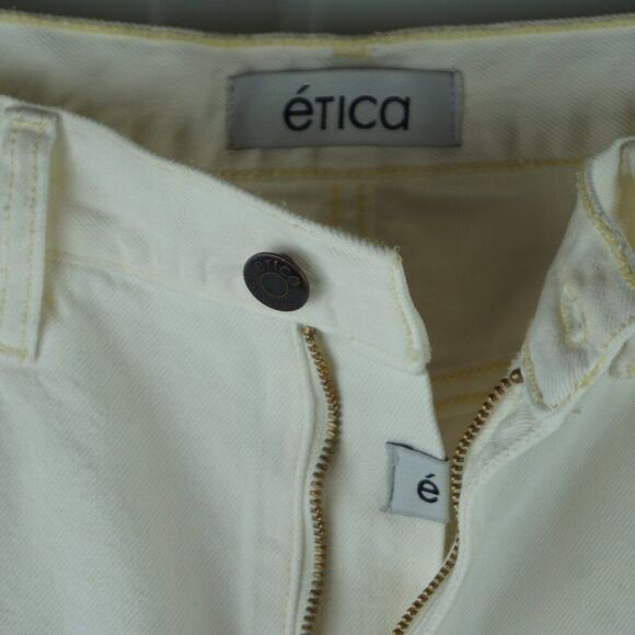 New Etica Skylar Cutoff High Rise Relaxed Denim Shorts in Vintage White size 26 - Picture 12 of 14